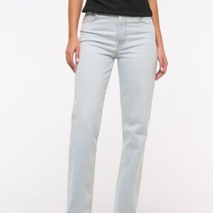 Abercrombie 90s Straight Ultra High Rise Light Wash Jean